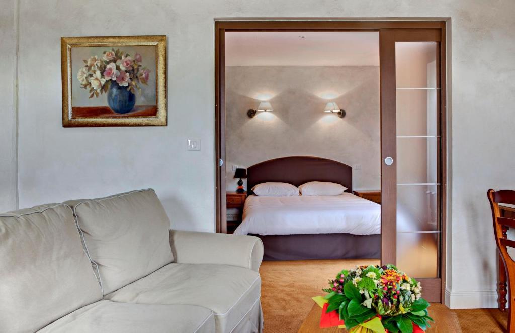 Hotel Beausejour Vic-sur-Cère Rum bild