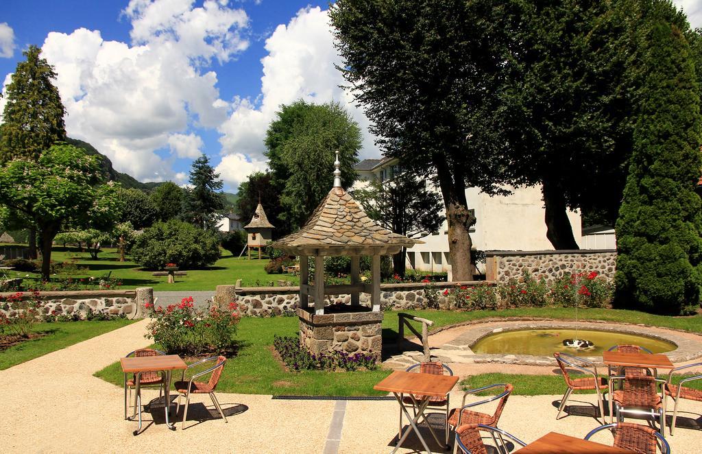 Hotel Beausejour Vic-sur-Cère Exteriör bild